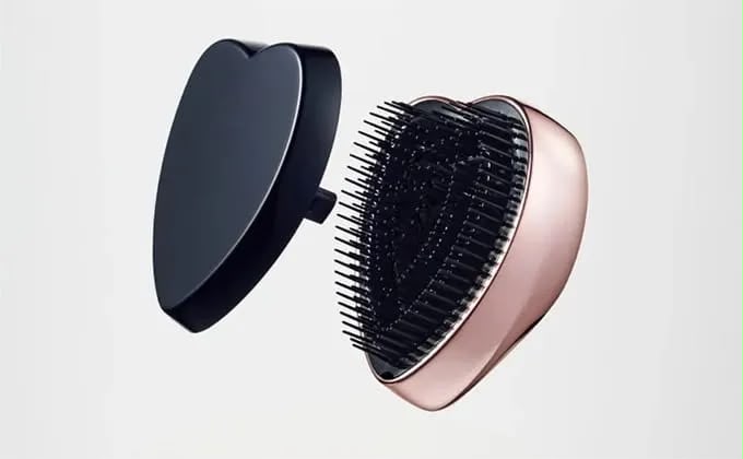 ReFa Heart Brush